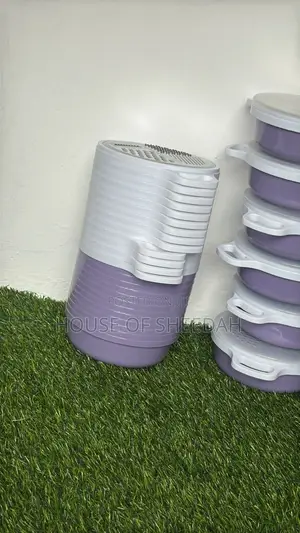 Plastic Basin With a Multi-Purpose Grating Lid.