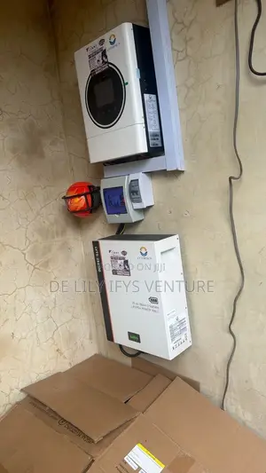 2.5kwh /4kva Luvtopsun Combo