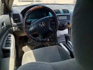 Honda Accord 2004 Gray