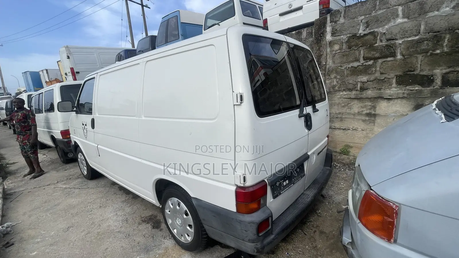 Volkswagen Transporter 2002 White
