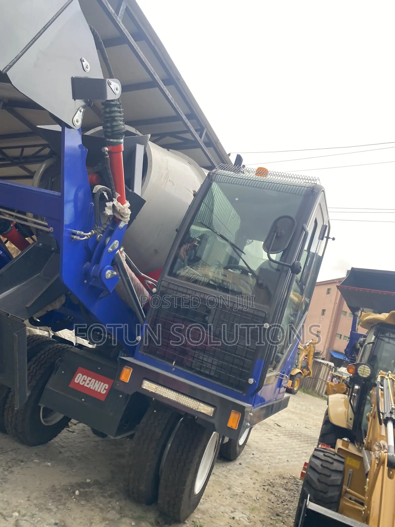 Concrete Mobile Mixer 4cubic