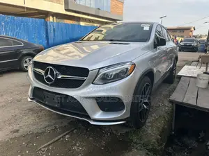 Mercedes-Benz GLE-Class 2016 Silver