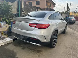 Mercedes-Benz GLE-Class 2016 Silver
