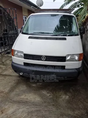 Volkswagen Transporter 2003 White