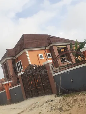 Furnished 2bdrm Block of Flats in Alagomeji for rent