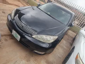 Toyota Camry XLE 4dr Sedan (2.4L 4cyl 4A) 2004 Black