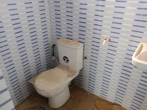 2bdrm Block of Flats in Soliquet Property, Olorunda-Osun for rent