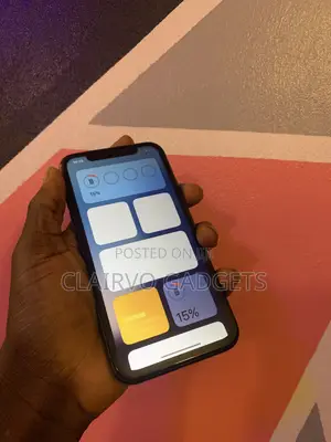 Apple iPhone 11 64 GB Black