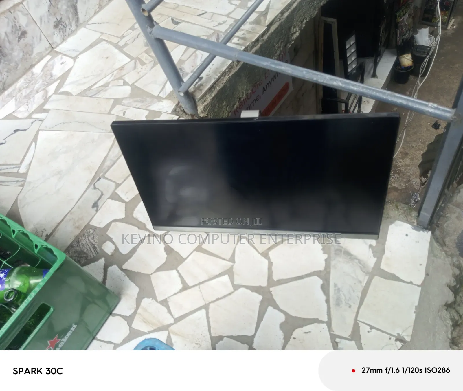 25 Inches Frameless