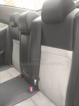 Toyota Camry SE 4dr Sedan (2.5L 4cyl 6A) 2012 Red