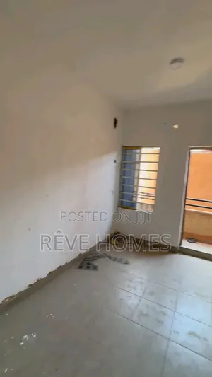 Studio Apartment in Iwaya for rent