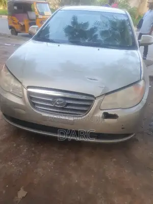 Hyundai Elantra 2007 Gold