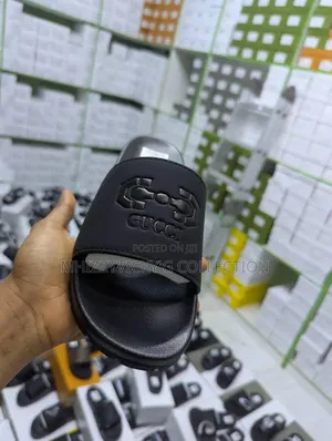 Original Carton Palms Available