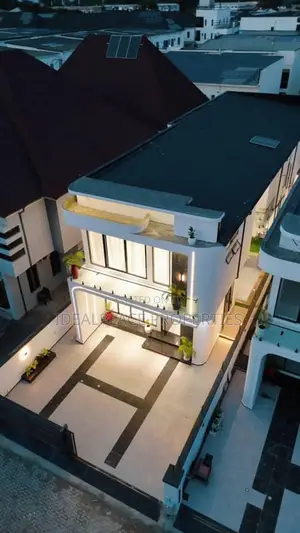 5bdrm Duplex in VGC / Ajah for sale