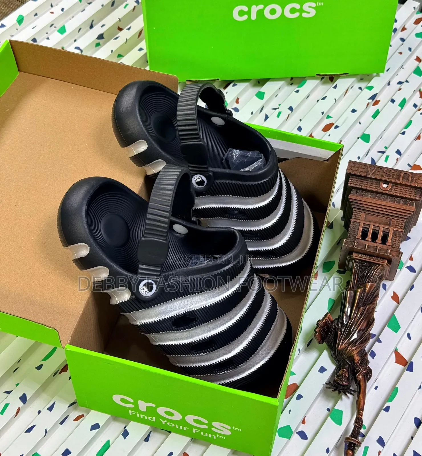 Top (Quality Crocs)