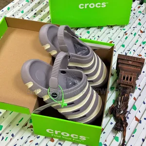 Top (Quality Crocs)