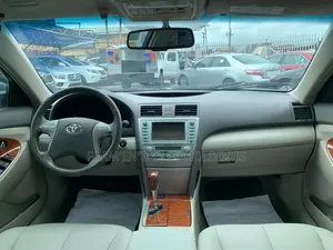 Toyota Camry 2009 Green