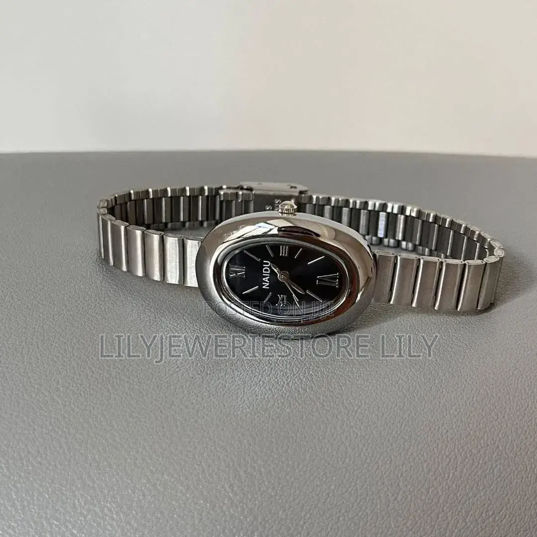Naidu Slim Wristwatch