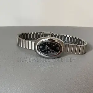 Naidu Slim Wristwatch