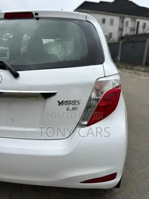 Toyota Yaris 2013 White