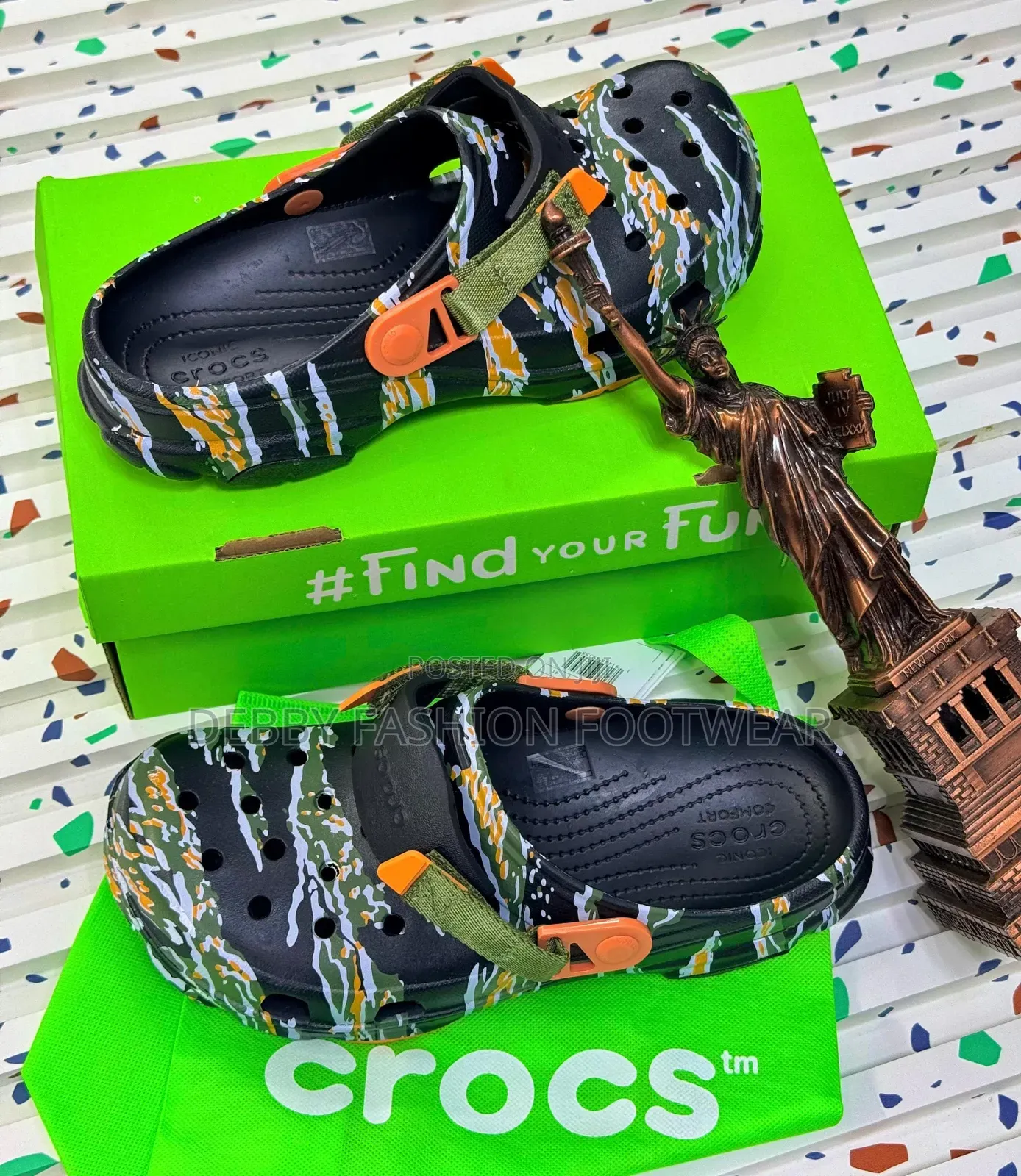 Top Quality Crocs
Size Range 39———45
