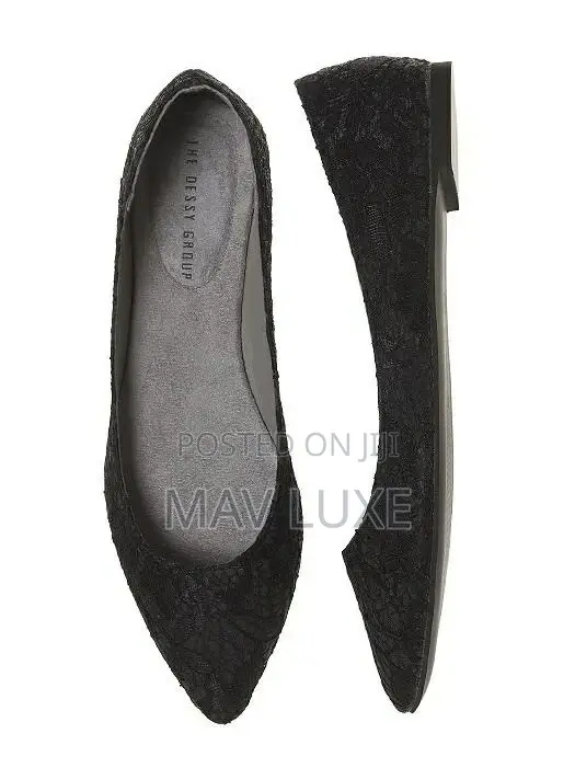 Flat Shoes