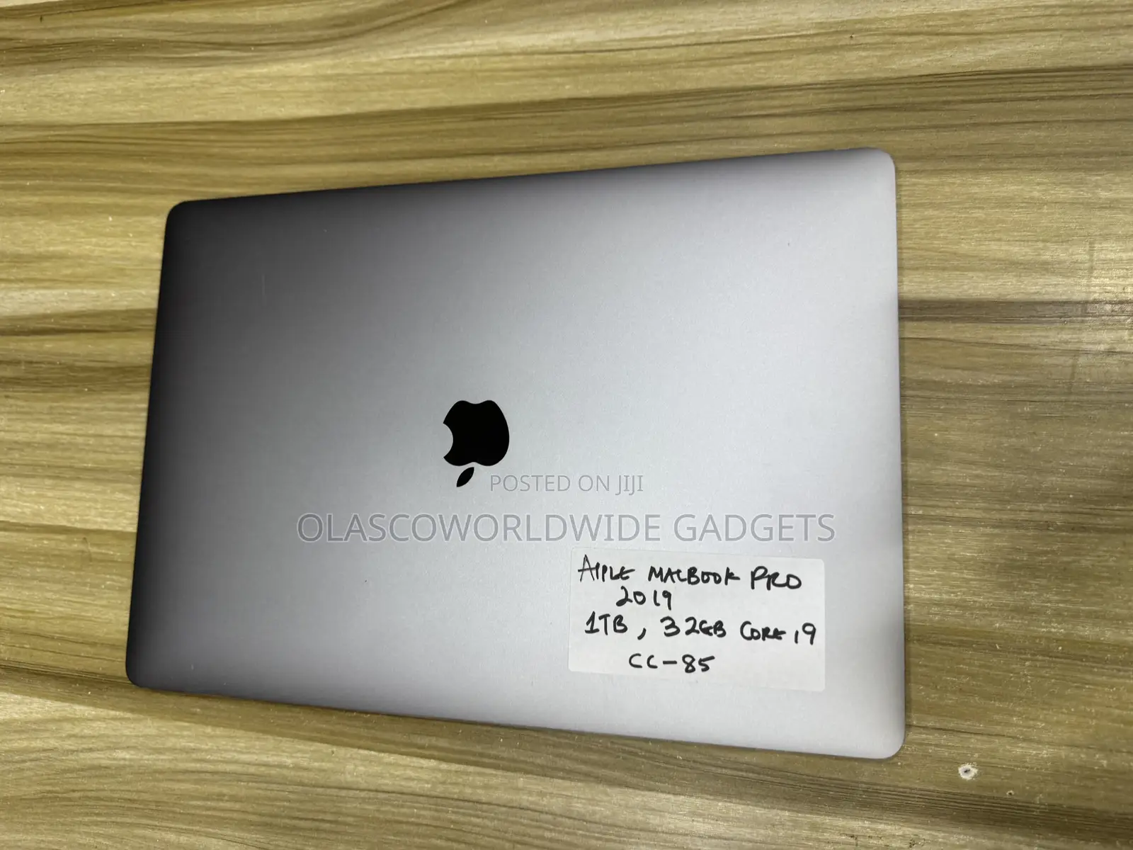 Laptop Apple MacBook Pro 2019 32GB Intel Core i9 SSD 1T