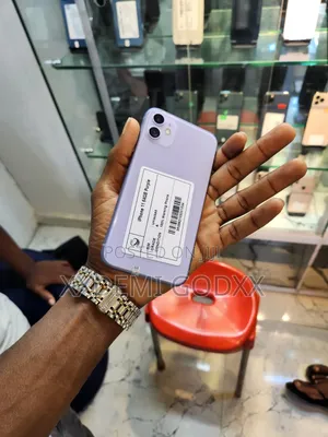 Apple iPhone 11 64 GB Gray