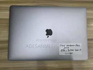 Laptop Apple MacBook 2019 32GB Intel Core i9 SSD 1T