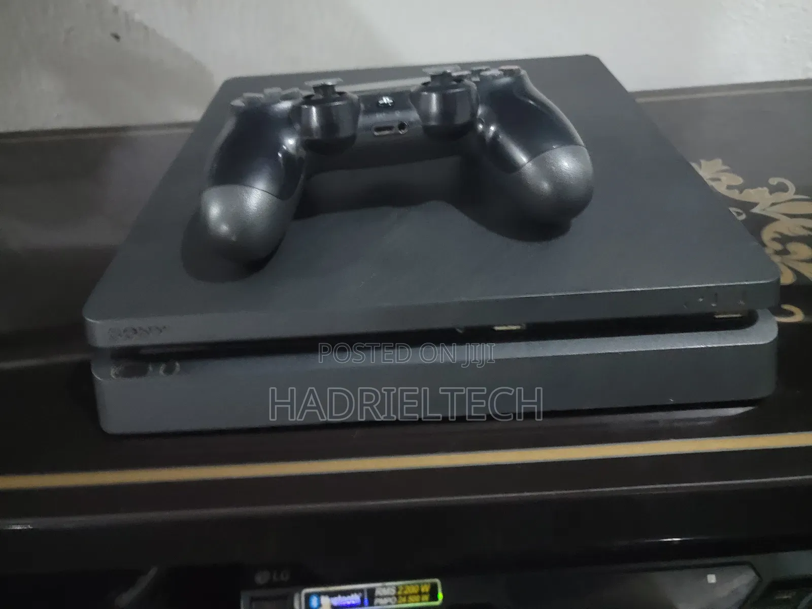 Ps4 Slim Console