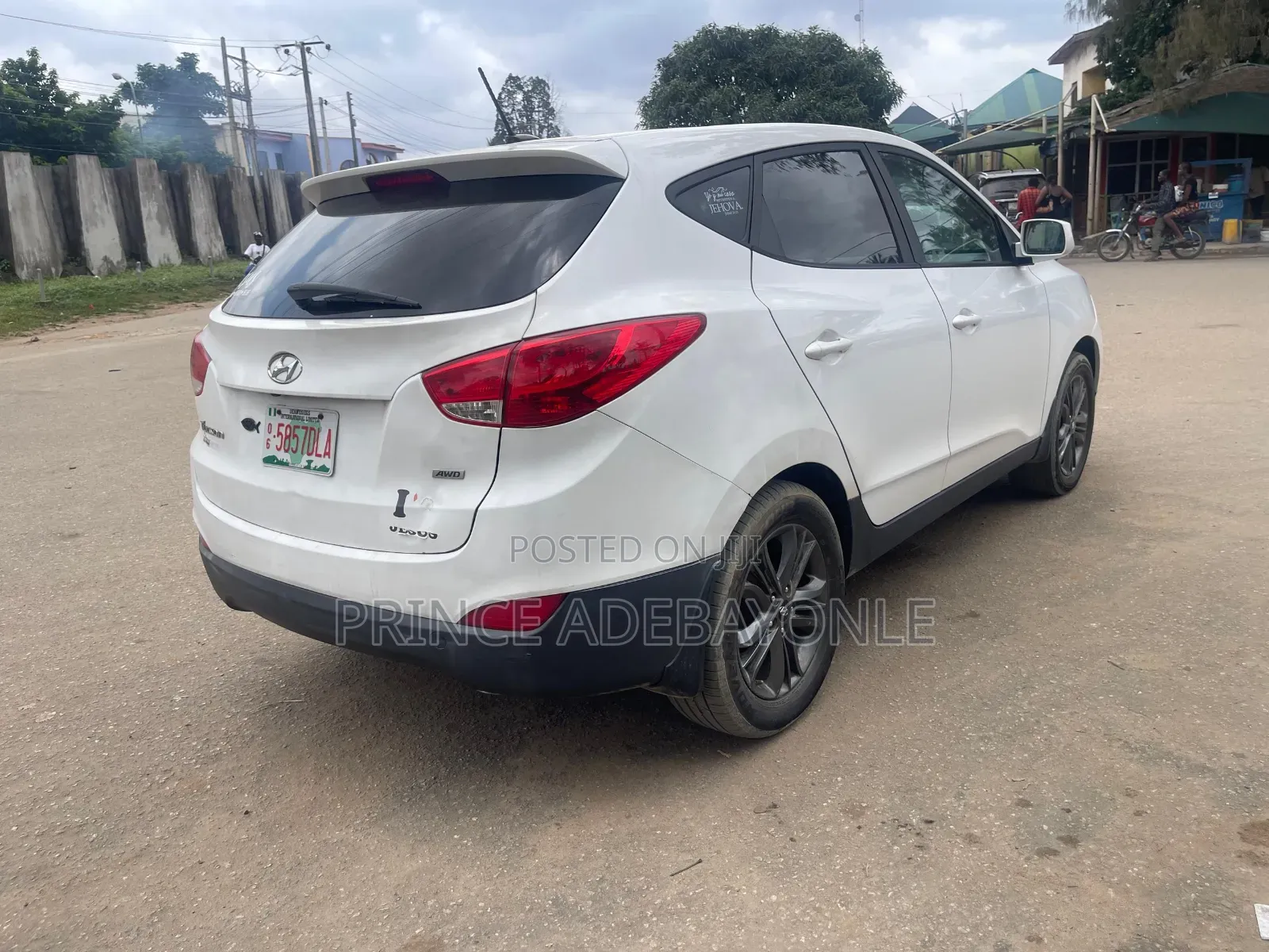 Hyundai Tucson SE AWD 2015 White