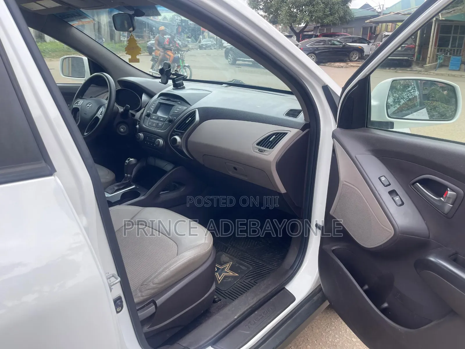 Hyundai Tucson SE AWD 2015 White