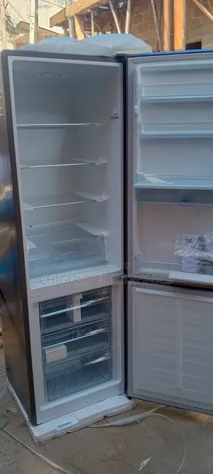 Hisense Refrigerator 255 L Double Door