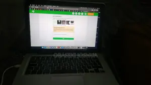 Laptop Apple MacBook 2012 8GB Intel Core i5 HDD 500GB