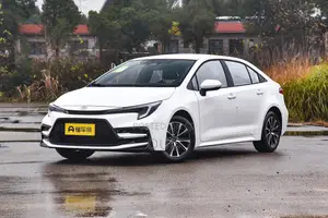 Toyota Lexcen 2025 White