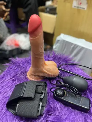 Reachable Strap Dildo 7inches