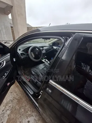 Nissan Sentra 2013 Black