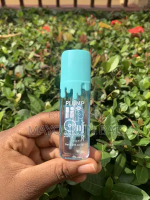 3Q Beauty Plumping Lip Oil