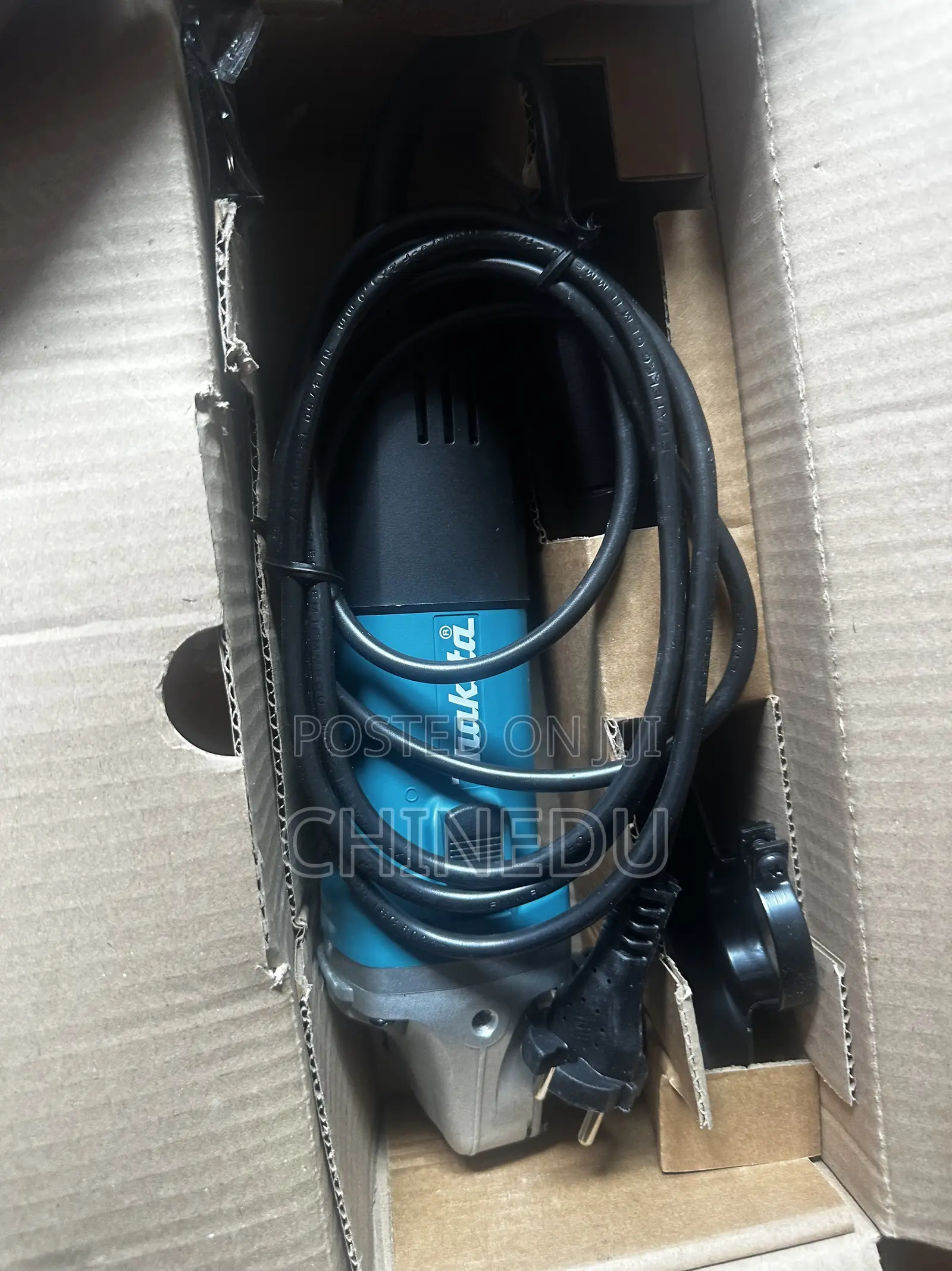 Makita Angle Grinder 4-1/2” Original