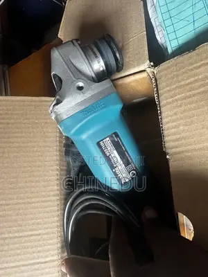 Makita Angle Grinder 4-1/2” Original