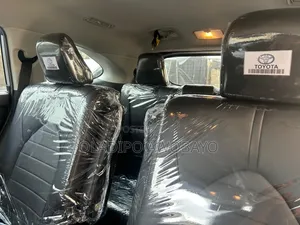 Toyota Highlander XLE 2022 Gray