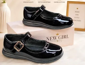 Children Black Shoes Suitable for All Occasions
