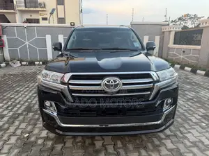 Toyota Land Cruiser 5.7 V8 VXR 2020 Black