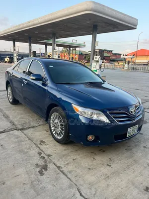 Toyota Camry 2010 Blue