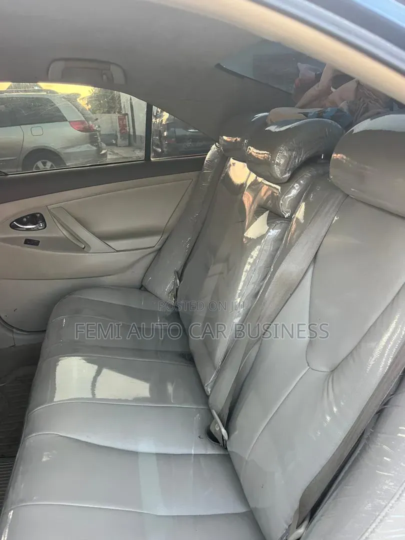Toyota Camry 2010 Blue