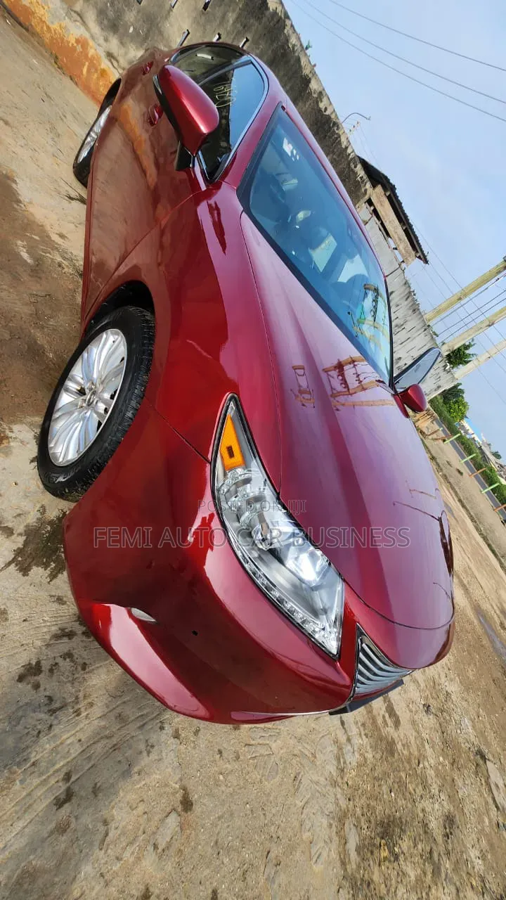 Lexus ES 2013 Red