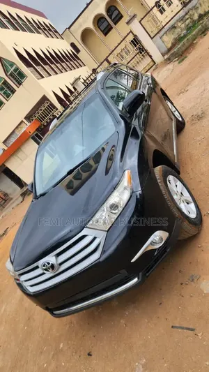 Toyota Highlander 2013 Black