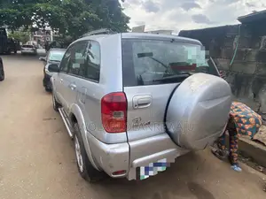 Toyota RAV4 Automatic 2003 Silver