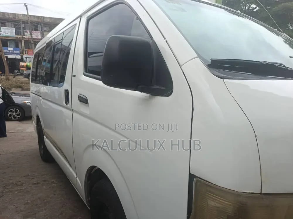 Hiace Bus for Hire