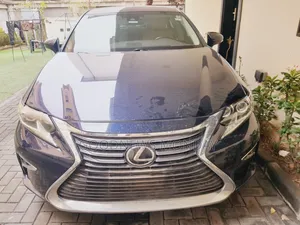 Lexus ES 2018 Blue